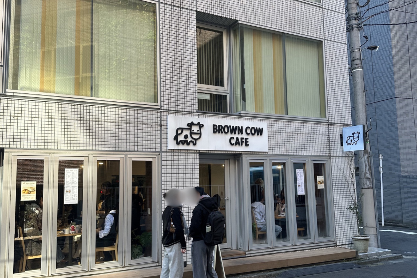 Brown Cow Cafe（築地・東銀座）の外観